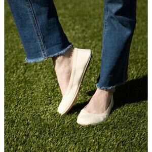 Yosi Samra Samara Foldable Ballet Flat in Nude Leather,‎ Size 6 Commute Workwear